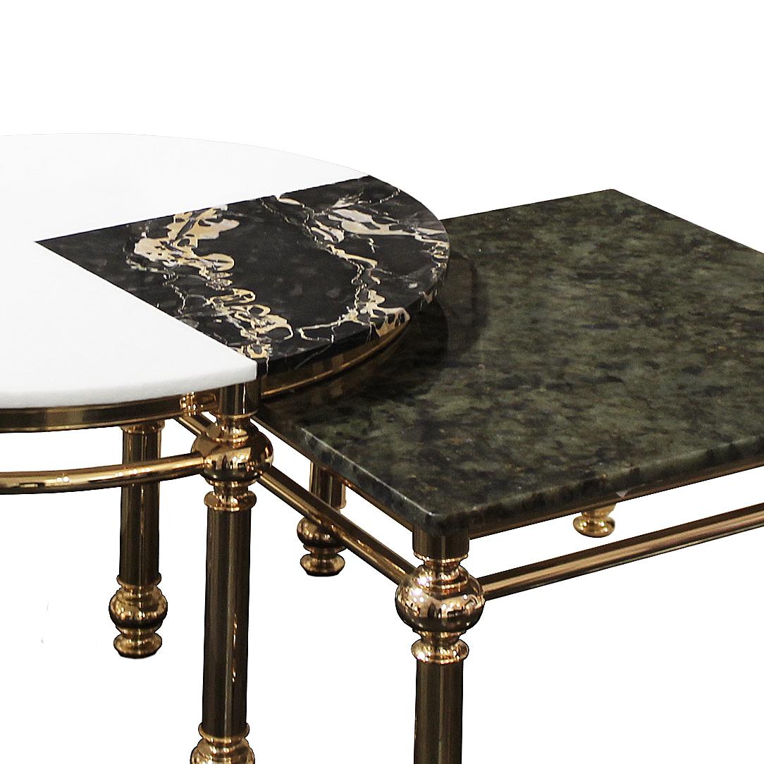 https://a.1stdibscdn.com/21st-century-laguna-coffee-table-set-brass-and-inlaid-marble-top-made-in-italy-for-sale-picture-2/f_58122/f_287398521653044952287/LAGUNA_dettaglio_master.jpg