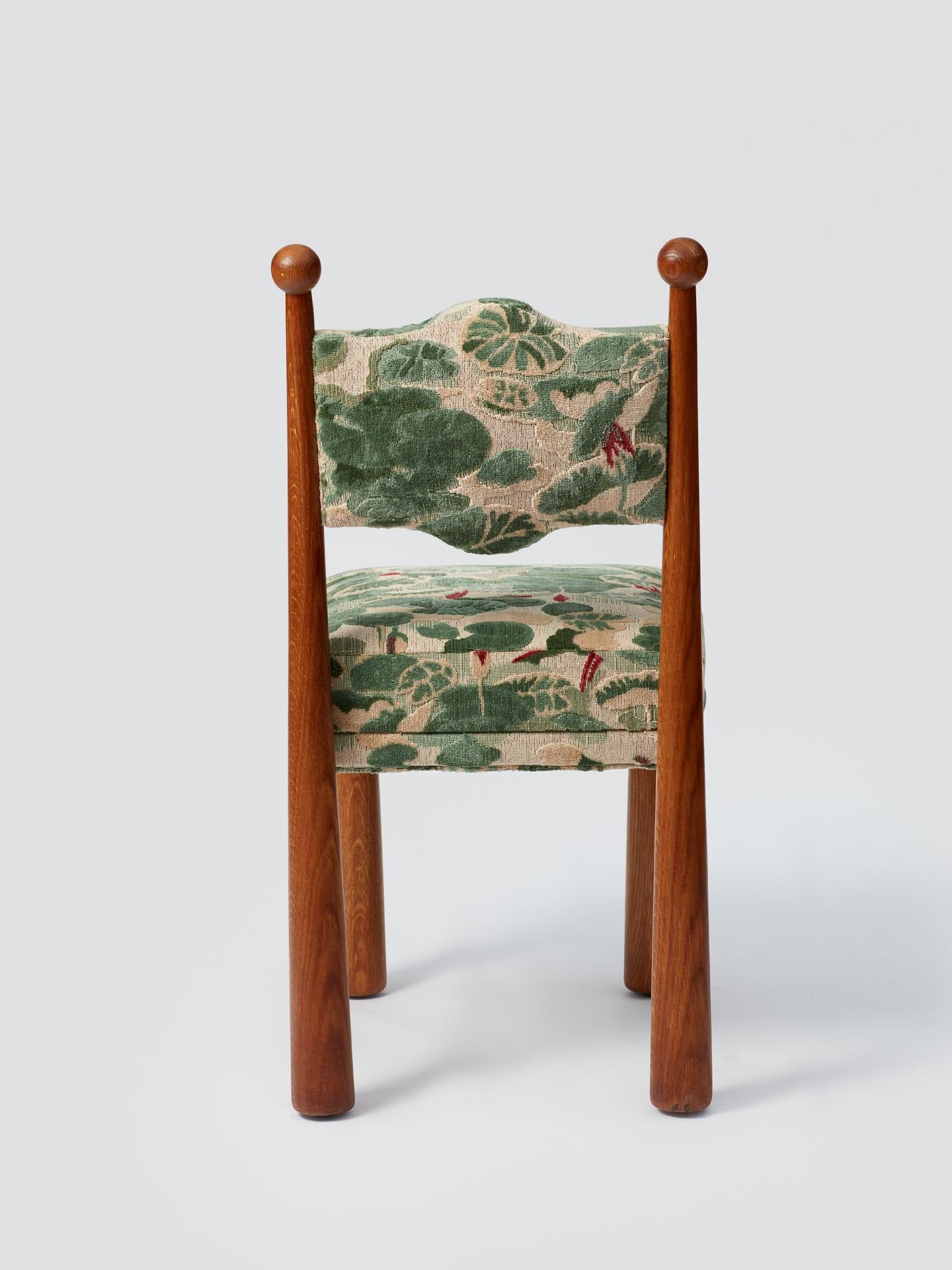 https://a.1stdibscdn.com/mawu-chair-printed-for-sale-picture-4/f_53112/f_261927421637313843570/LAURA_GONZALEZ_05_master.jpg
