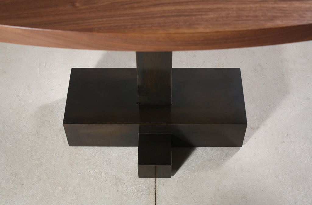 https://a.1stdibscdn.com/juno-oval-dining-table-by-laylo-studio-for-sale-picture-5/f_12192/f_424658421732566830661/LAYLO_JUNO_OVAL_4_master.JPG