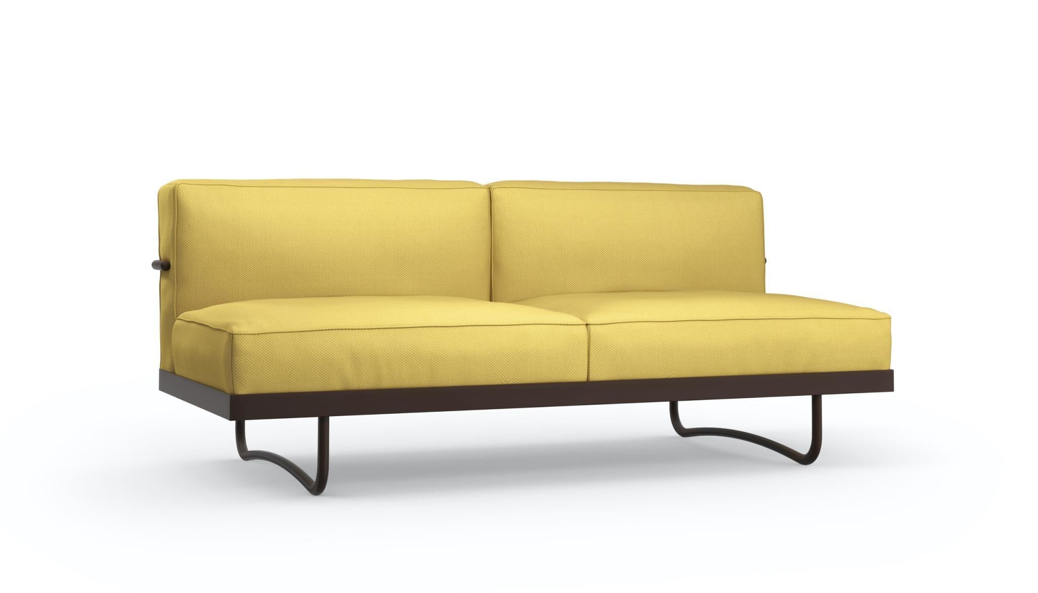 https://a.1stdibscdn.com/le-corbusier-pierre-jeanneret-charlotte-perriand-lc5-sofa-by-cassina-for-sale-picture-6/f_14272/f_391512421712334564348/LC5_Desktop_4_3x_master.jpg