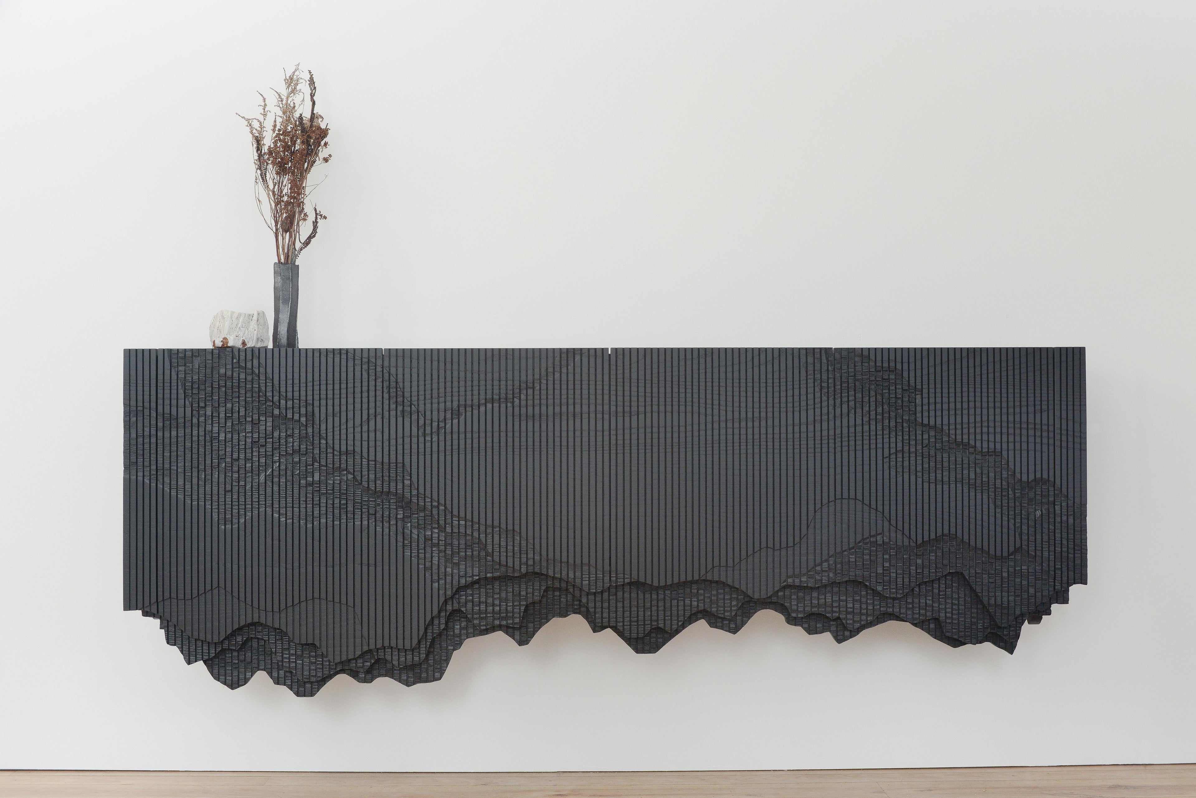 https://a.1stdibscdn.com/ledge-floating-console-in-black-by-simon-johns-for-sale-picture-11/f_26473/f_170410511621356081958/LEDGE72_11_master.jpg