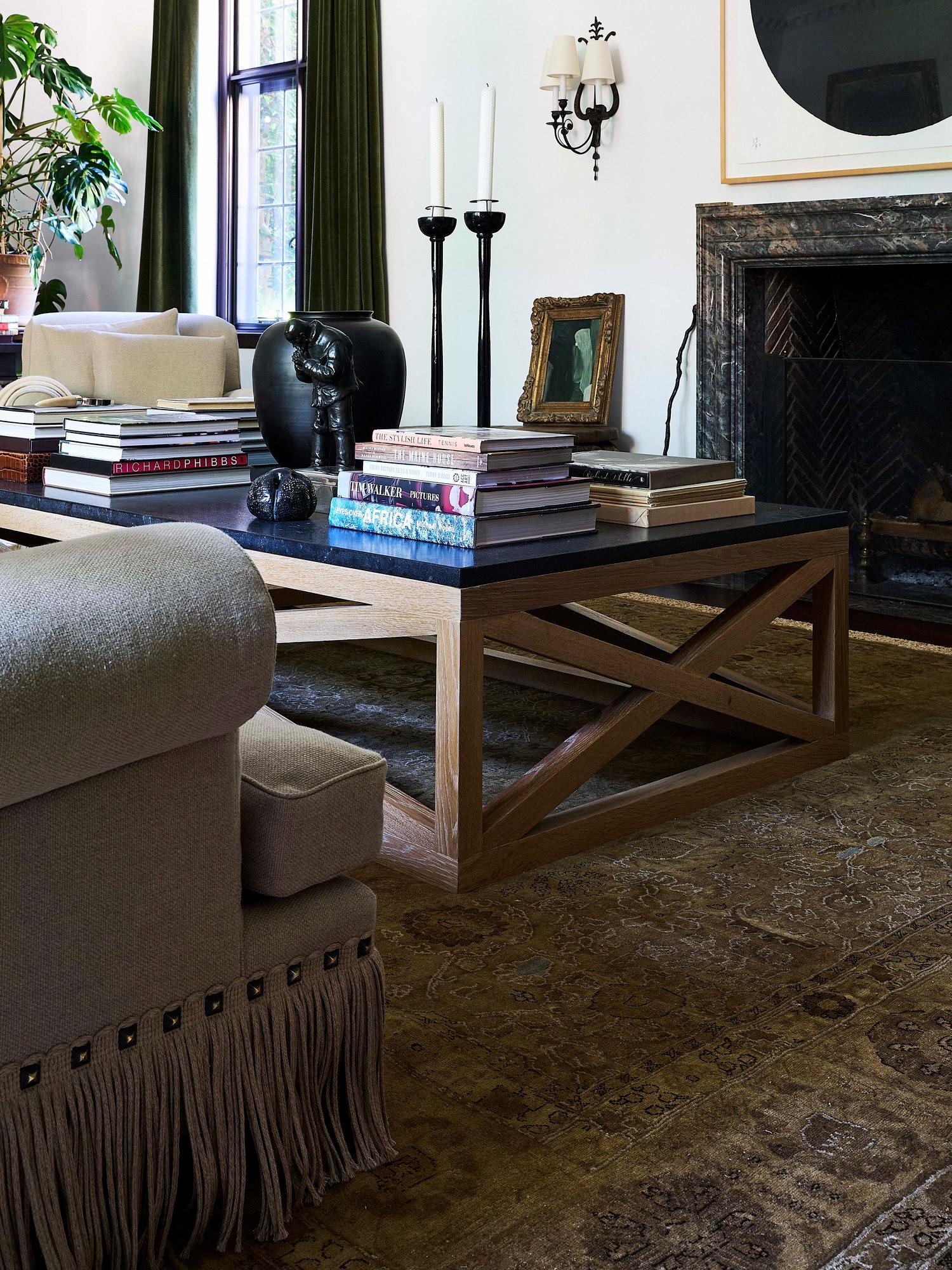 https://a.1stdibscdn.com/alfredo-paredes-santana-sofa-108-for-sale-picture-8/f_96132/f_402317521718735924298/LEICA_3897_master.jpg