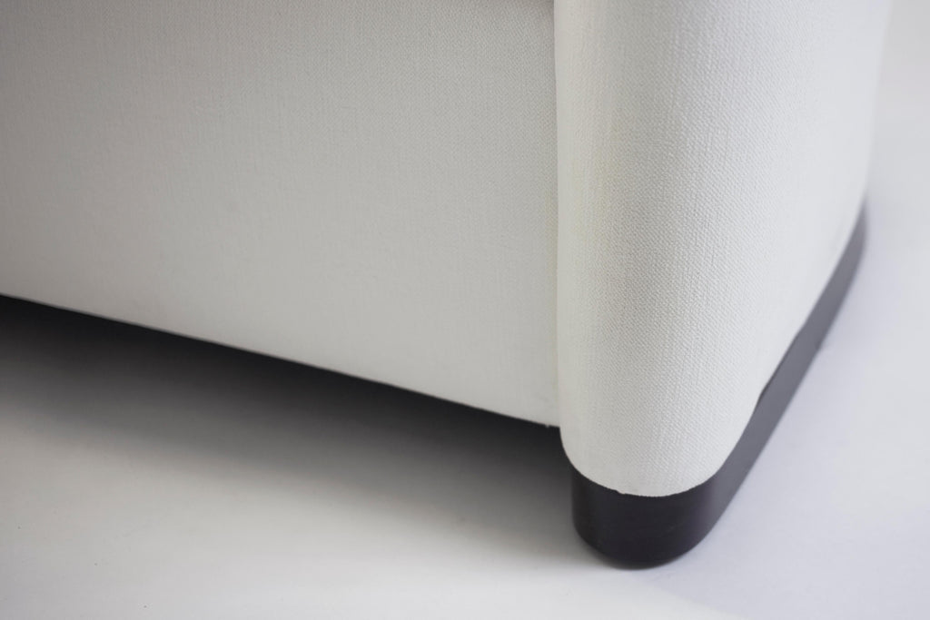 https://a.1stdibscdn.com/curved-sofa-with-scroll-arms-and-loose-seat-cushion-with-wrap-around-wood-legs-for-sale-picture-8/f_40261/f_120882311537363175902/LF_upholstery_Verona_8__master.jpg