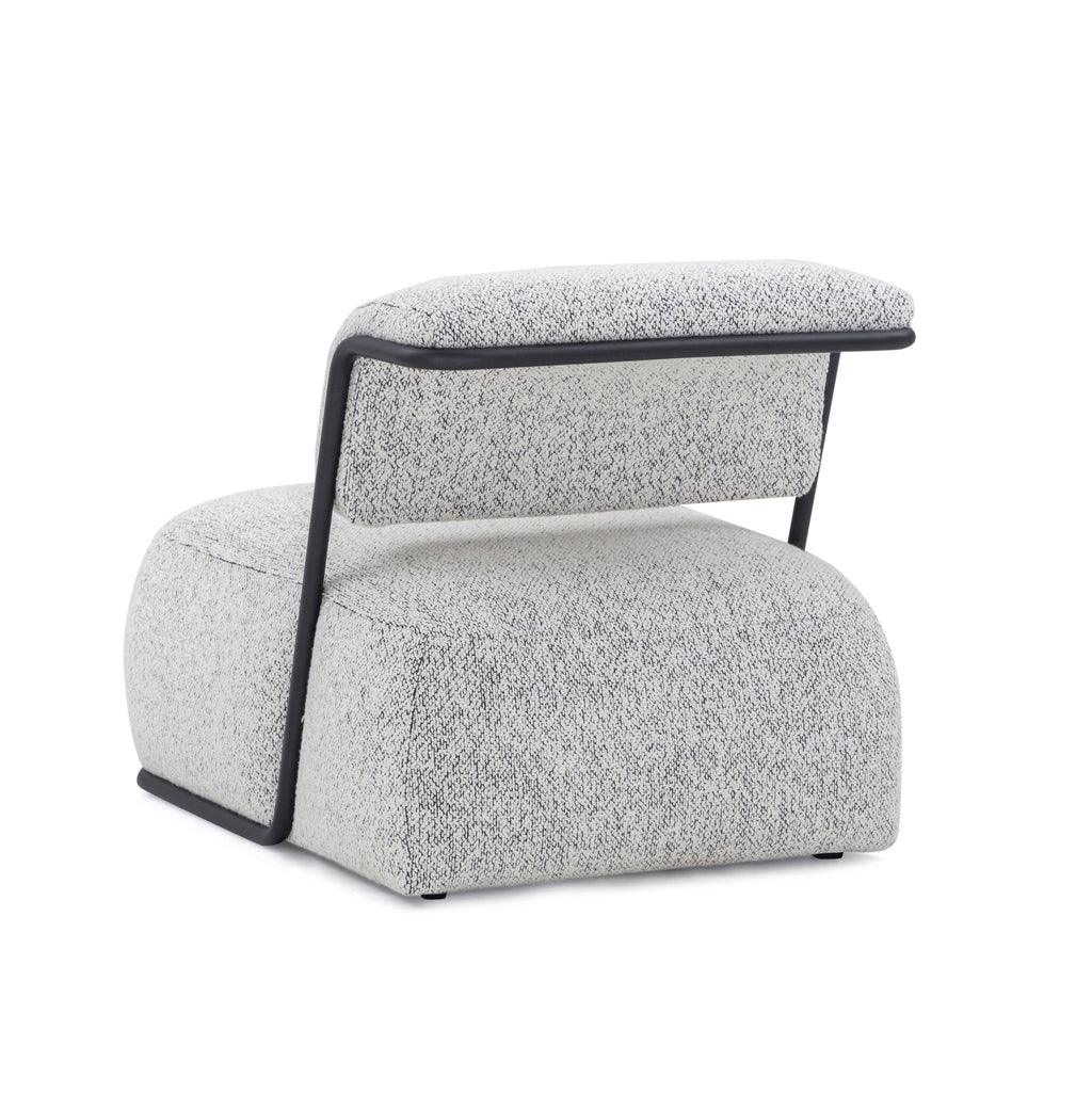 https://a.1stdibscdn.com/mono-slipper-chair-in-black-metal-and-white-and-black-fabric-for-sale-picture-5/f_52822/f_407066821721417924396/LGyDxEF6lfeZ2iTO41ANPw__master.jpg