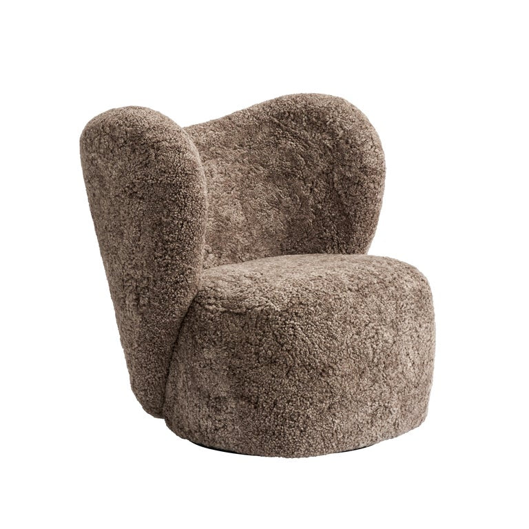 https://a.1stdibscdn.com/little-big-chair-swivel-armchair-in-sheepskin-moonlight-by-norr11-for-sale-picture-9/f_31233/f_334393721679568165397/LITTLE_BIG_CHAIR_master.jpg?width=768