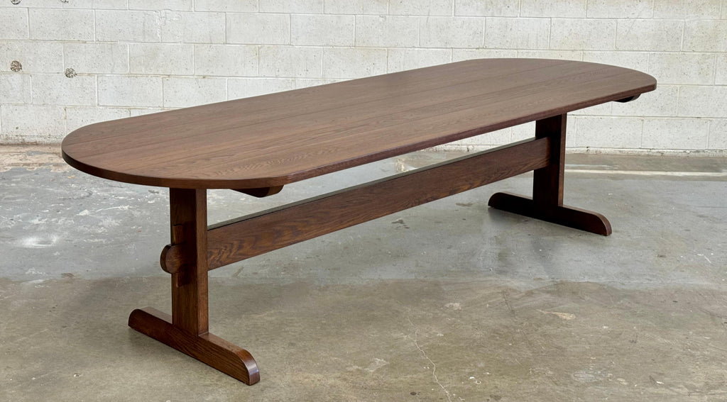 https://a.1stdibscdn.com/signe-dining-table-made-from-walnut-by-petersen-antiques-for-sale-picture-5/f_8065/f_432778221737552177609/LN_5_master.jpg
