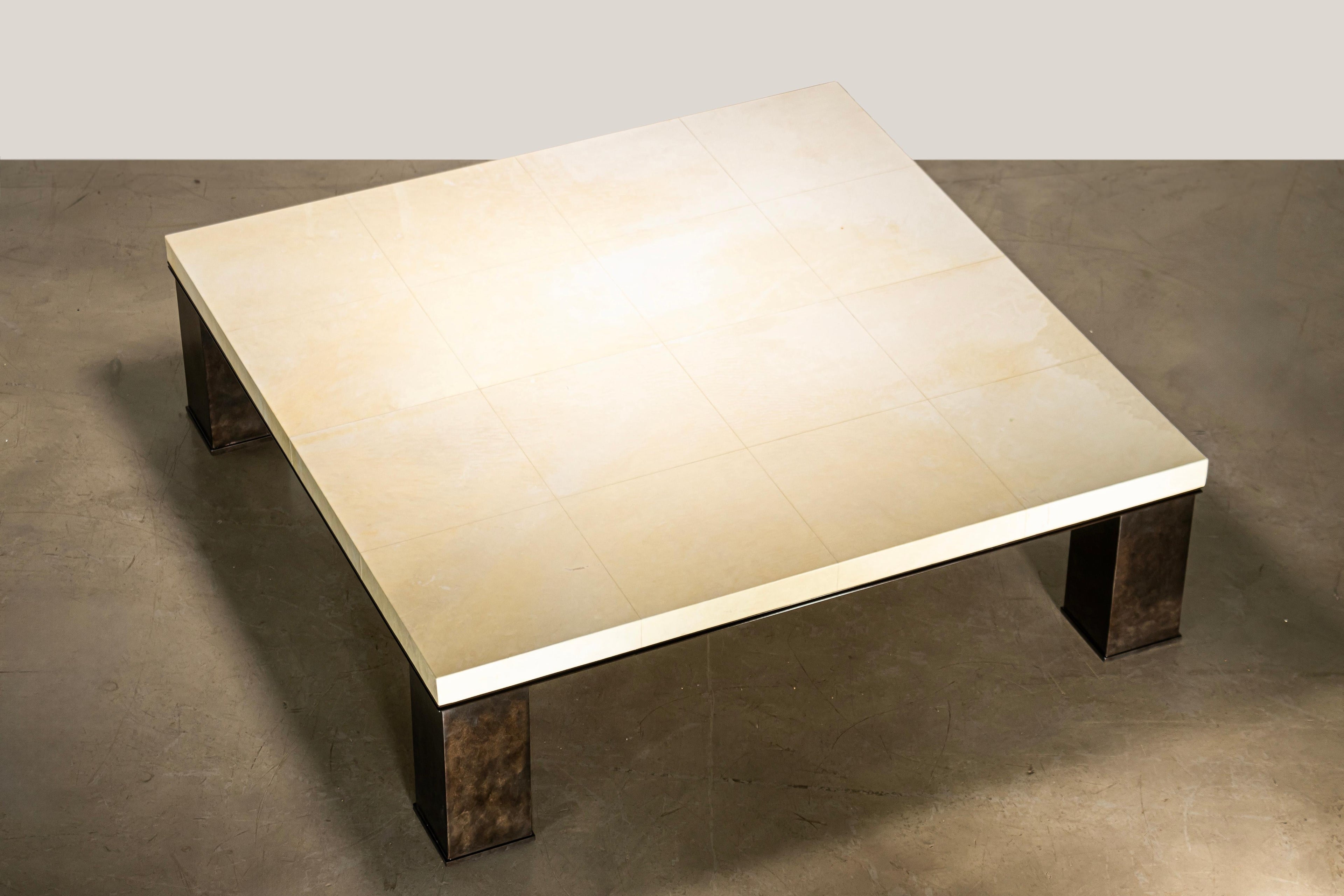 https://a.1stdibscdn.com/square-modern-metal-parchment-coffee-table-by-costantini-michelangelo-for-sale-picture-4/f_25173/f_404384421719931720597/LOB_006_for_L_Ermitage_by_Costantini_03__master.jpg
