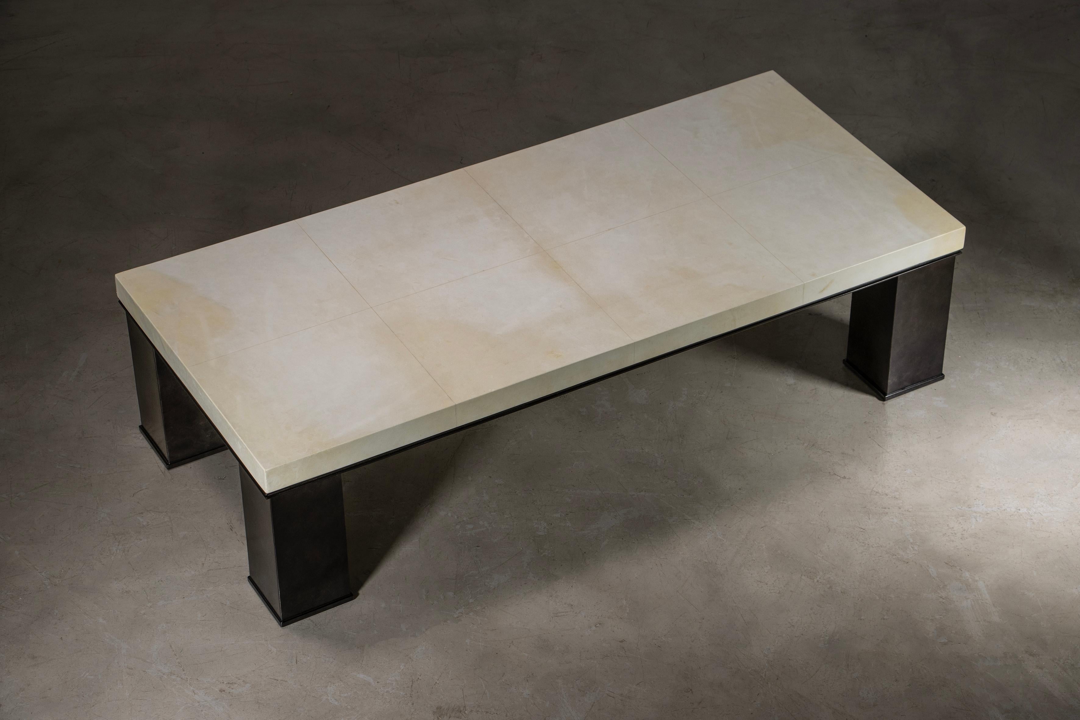 https://a.1stdibscdn.com/rectangular-modern-customizable-metal-and-parchment-coffee-table-by-costantini-for-sale-picture-7/f_25173/f_403775321719517196820/LOB_007_for_L_Ermitage_by_Costantini_04_master.jpg