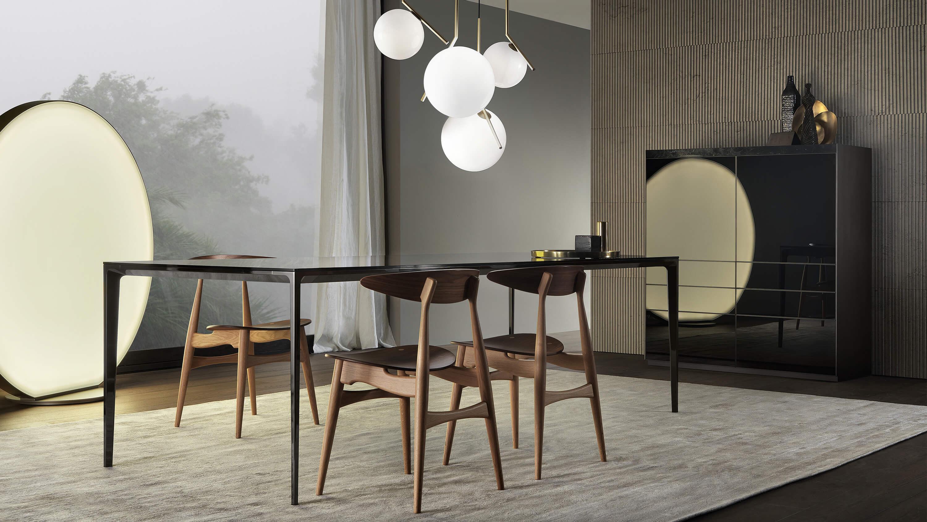 https://a.1stdibscdn.com/italian-modern-glass-and-aluminium-rectangular-table-for-sale-picture-4/f_27783/1593616605440/LONG_ISLAND_IMAGE_GLASS_2_master.jpg