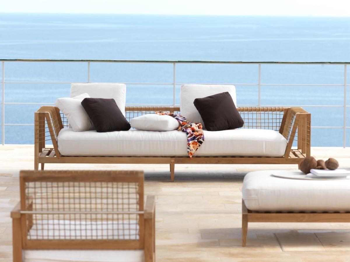 https://a.1stdibscdn.com/unopiu-synthesis-sofa-outdoor-collection-for-sale-picture-5/f_16392/f_356494321691684882147/LOUNGE_4__master.jpg