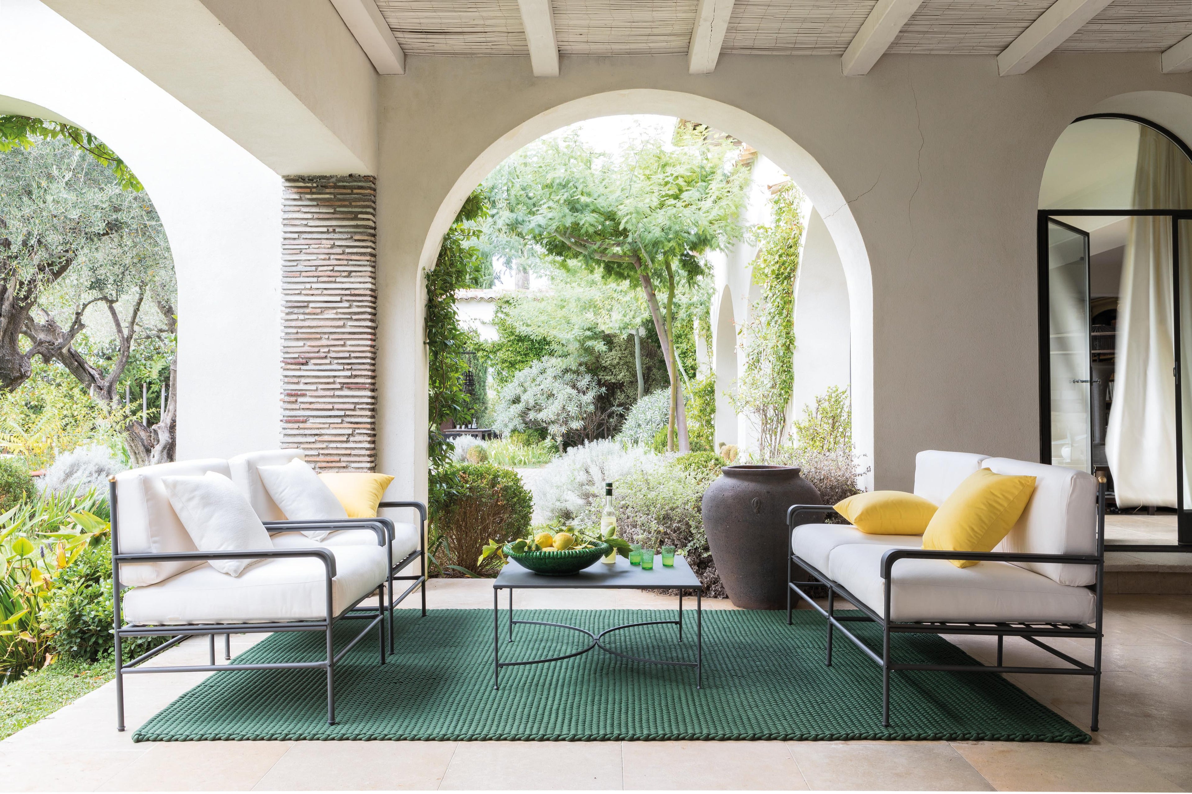 https://a.1stdibscdn.com/unopiu-toscana-armchair-outdoor-collection-for-sale-picture-4/f_16392/f_356503621691688091727/LOUNGE_master.jpg