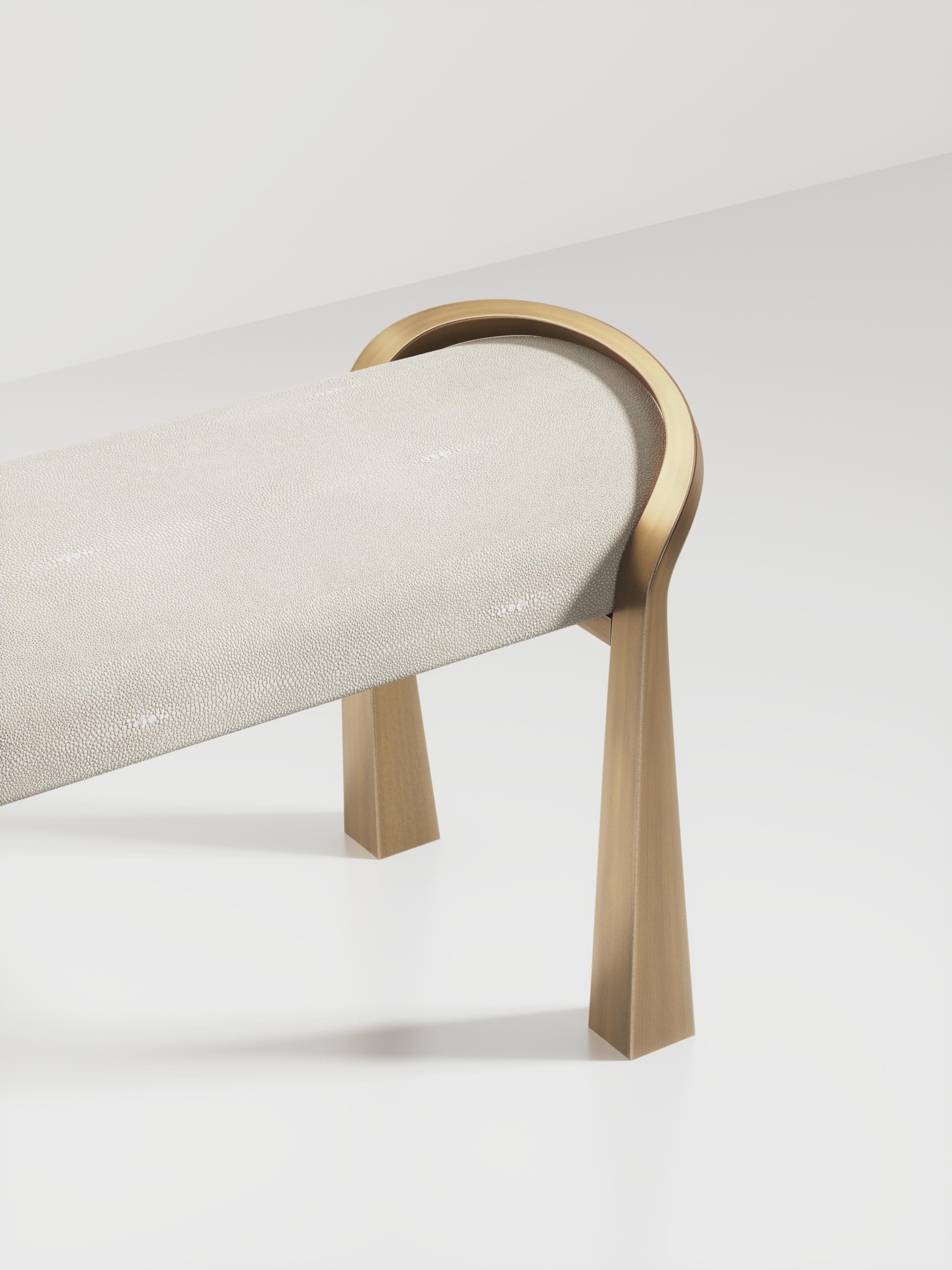 https://a.1stdibscdn.com/shagreen-inlaid-bench-with-sculptural-bronze-patina-brass-legs-by-ry-augousti-for-sale-picture-3/f_45491/f_406265821721013724995/LOV21_BRG_D10003_master.jpg