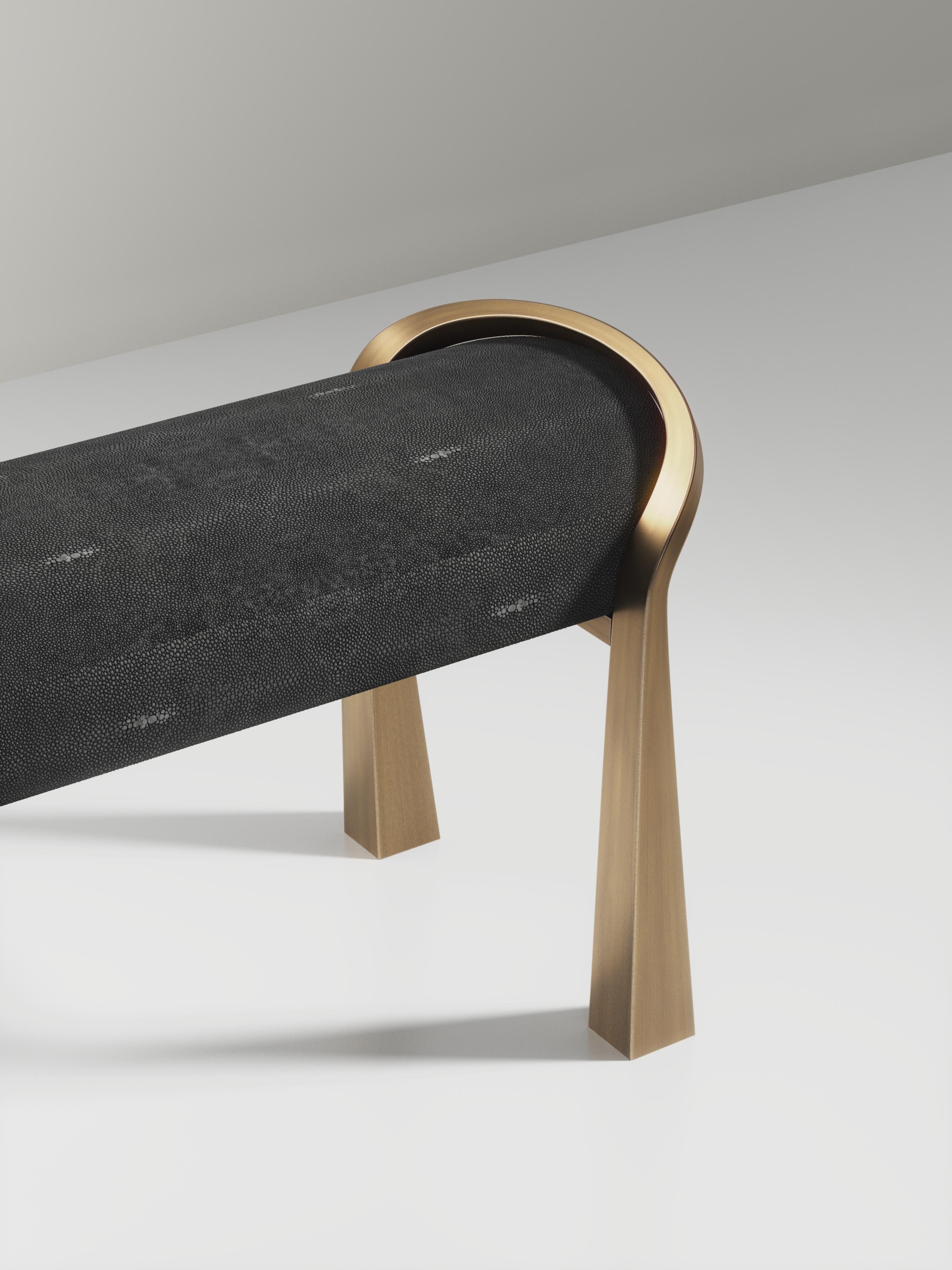 https://a.1stdibscdn.com/shagreen-inlaid-bench-with-sculptural-bronze-patina-brass-legs-by-ry-augousti-for-sale-picture-5/f_45491/f_406265821721013871258/LOV21_BRG_D1560003_master.jpg