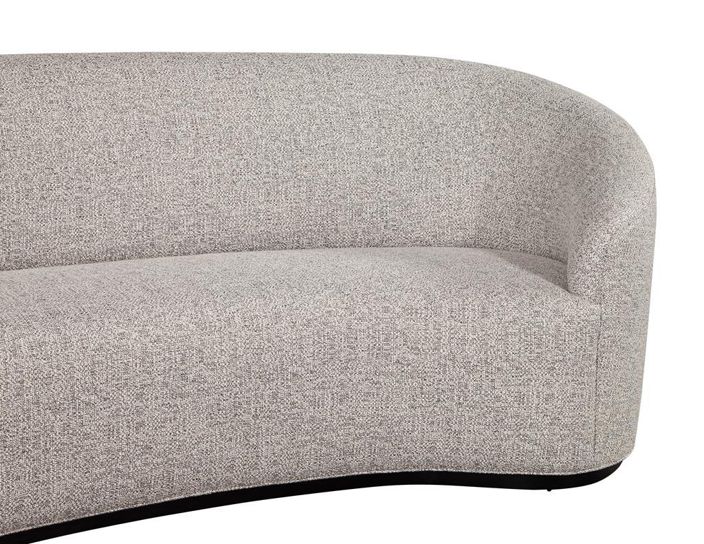 https://a.1stdibscdn.com/custom-modern-curved-sofa-in-grey-textured-linen-for-sale-picture-3/f_8849/1605634515518/LR_3249_Custom_Mid_Century_Modern_Inspired_Sofa_Lounger_003_master.jpg
