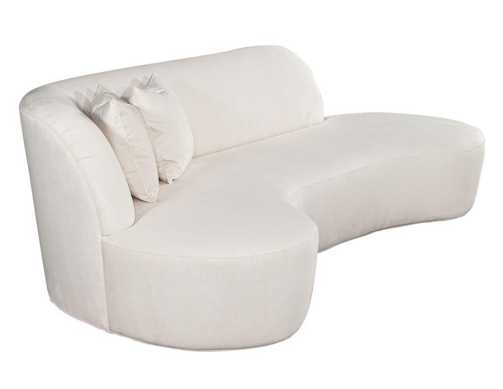 https://a.1stdibscdn.com/custom-mid-century-modern-inspired-curved-sofa-couch-by-carrocel-for-sale-picture-6/f_8849/f_306007121664316237085/LR_3376_Custom_Modern_Sofa_Carrocel_005_master.jpg
