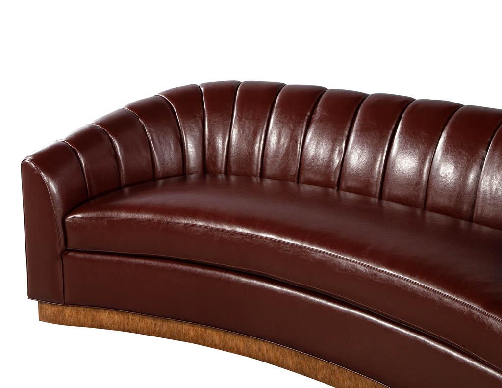 https://a.1stdibscdn.com/custom-curved-channel-back-leather-sofa-by-carrocel-for-sale-picture-3/f_8849/f_310861821667233541927/LR_3425_Custom_Curved_Channel_Back_Leather_Sofa_003_master.jpg