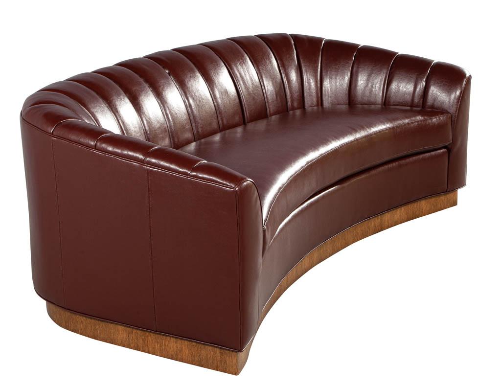 https://a.1stdibscdn.com/custom-curved-channel-back-leather-sofa-by-carrocel-for-sale-picture-5/f_8849/f_310861821667233541986/LR_3425_Custom_Curved_Channel_Back_Leather_Sofa_005_master.jpg