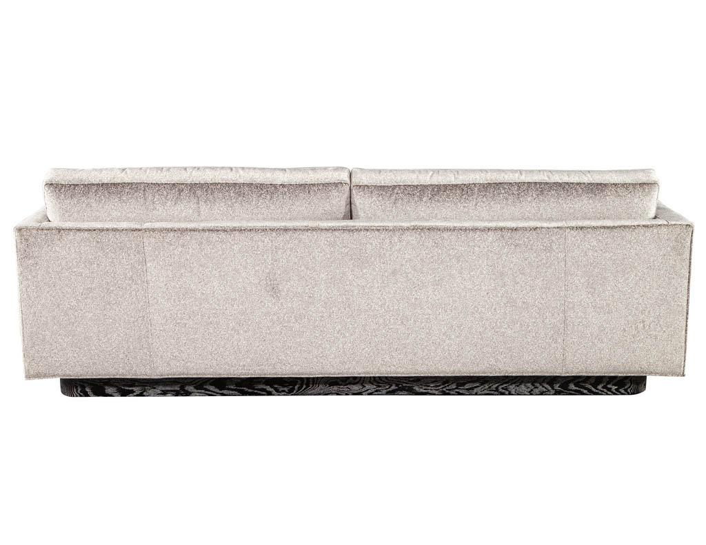https://a.1stdibscdn.com/custom-mid-century-modern-inspired-sofa-for-sale-picture-15/f_8849/f_332687721678724986553/LR_3450_Custom_Mid_Century_Modern_Inspired_Sofas_0017_master.jpg