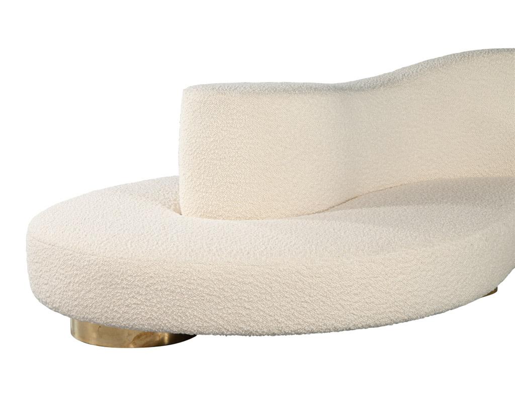 https://a.1stdibscdn.com/modern-curved-italian-boudoir-cloud-sofa-for-sale-picture-19/f_8849/f_356664221691771793413/LR_3460_Modern_Curved_Italian_Boudoir_Cloud_Sofa_0019_master.jpg