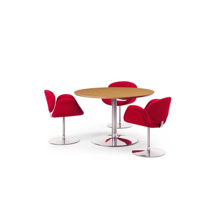 https://a.1stdibscdn.com/artifort-tulip-midi-armchair-in-white-with-disc-base-by-pierre-paulin-for-sale-picture-5/12330573/f_142648711554370269843/LTP_P00_01L_3__master.jpg