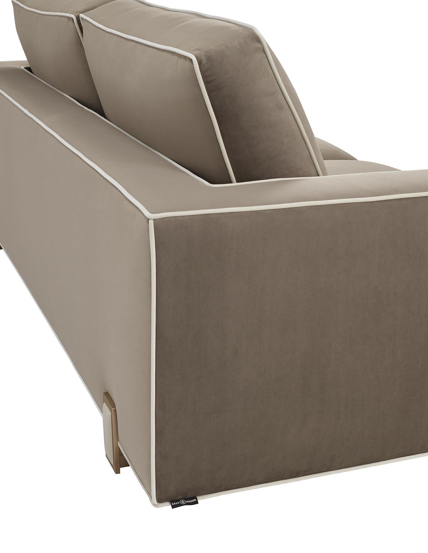 https://a.1stdibscdn.com/luso-sofa-in-taupe-gray-with-contrasting-piping-and-antique-brass-feet-for-sale-picture-4/f_52952/f_256662121633942578789/LUSO_Sofa_220_Safety_Velvet_8_Comfort_2_detail_master.jpg