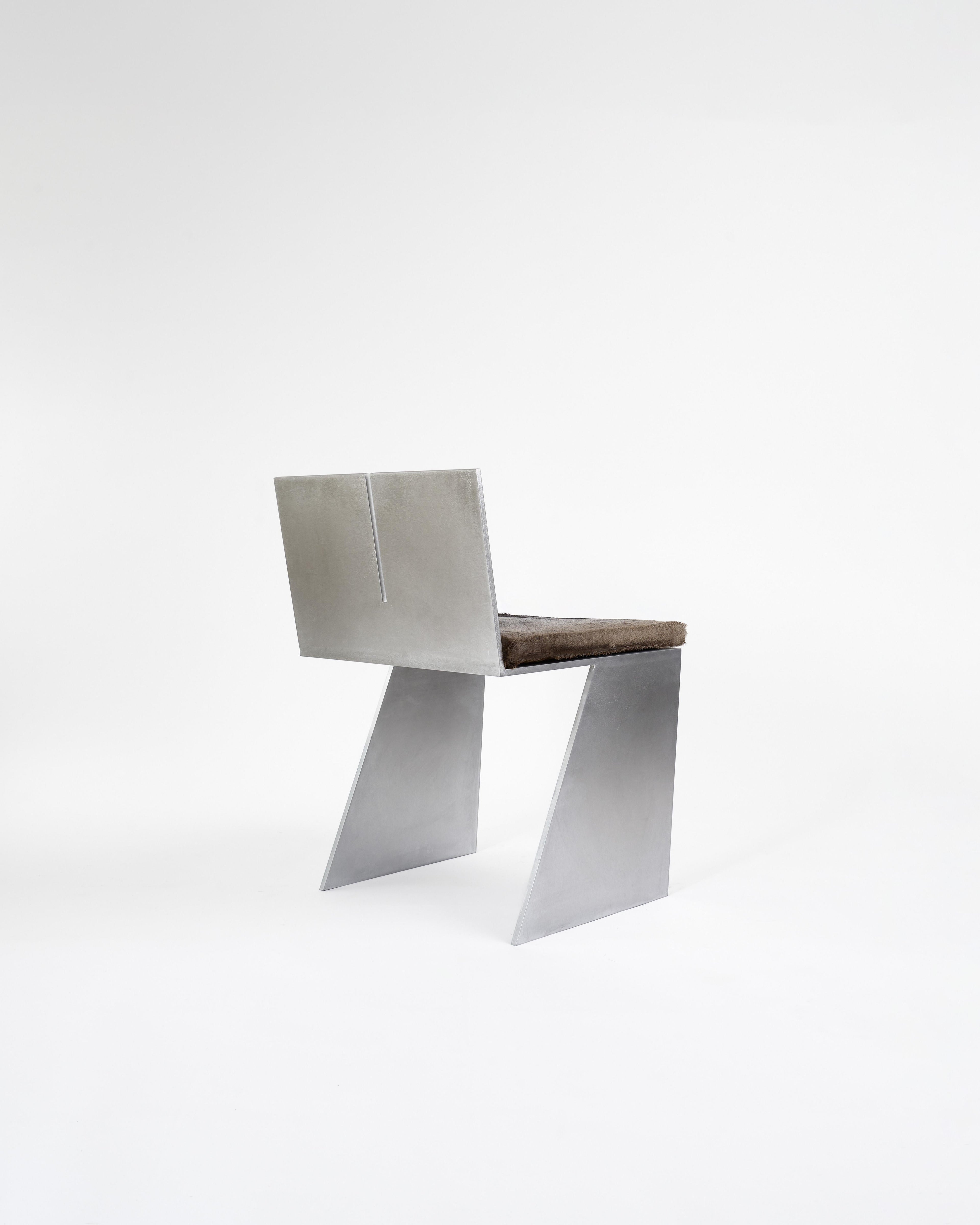 https://a.1stdibscdn.com/lv-chair-by-pietro-franceschini-for-sale-picture-15/f_12192/f_489413121771854941982/LV_06_4_5_master.jpg