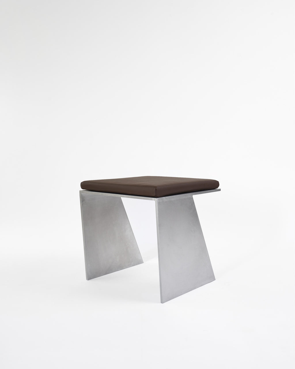 https://a.1stdibscdn.com/lv-chair-by-pietro-franceschini-for-sale-picture-9/f_12192/f_489413121771854925387/LV_15_4_5_master.jpg