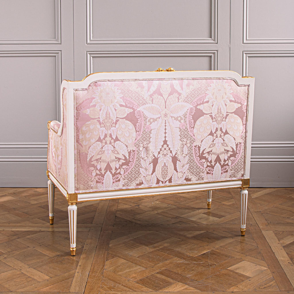 https://a.1stdibscdn.com/louis-xvi-style-sofa-for-sale-picture-15/f_23353/f_217465021724857488875/LXVI_SOFA_017_master.jpg