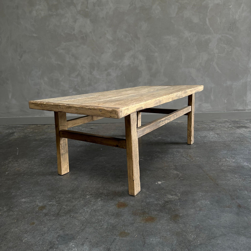 https://a.1stdibscdn.com/custom-made-reclaimed-elm-wood-coffee-table-for-sale-picture-5/f_18223/f_346778321686696457616/L_52_21512_13_master.jpg