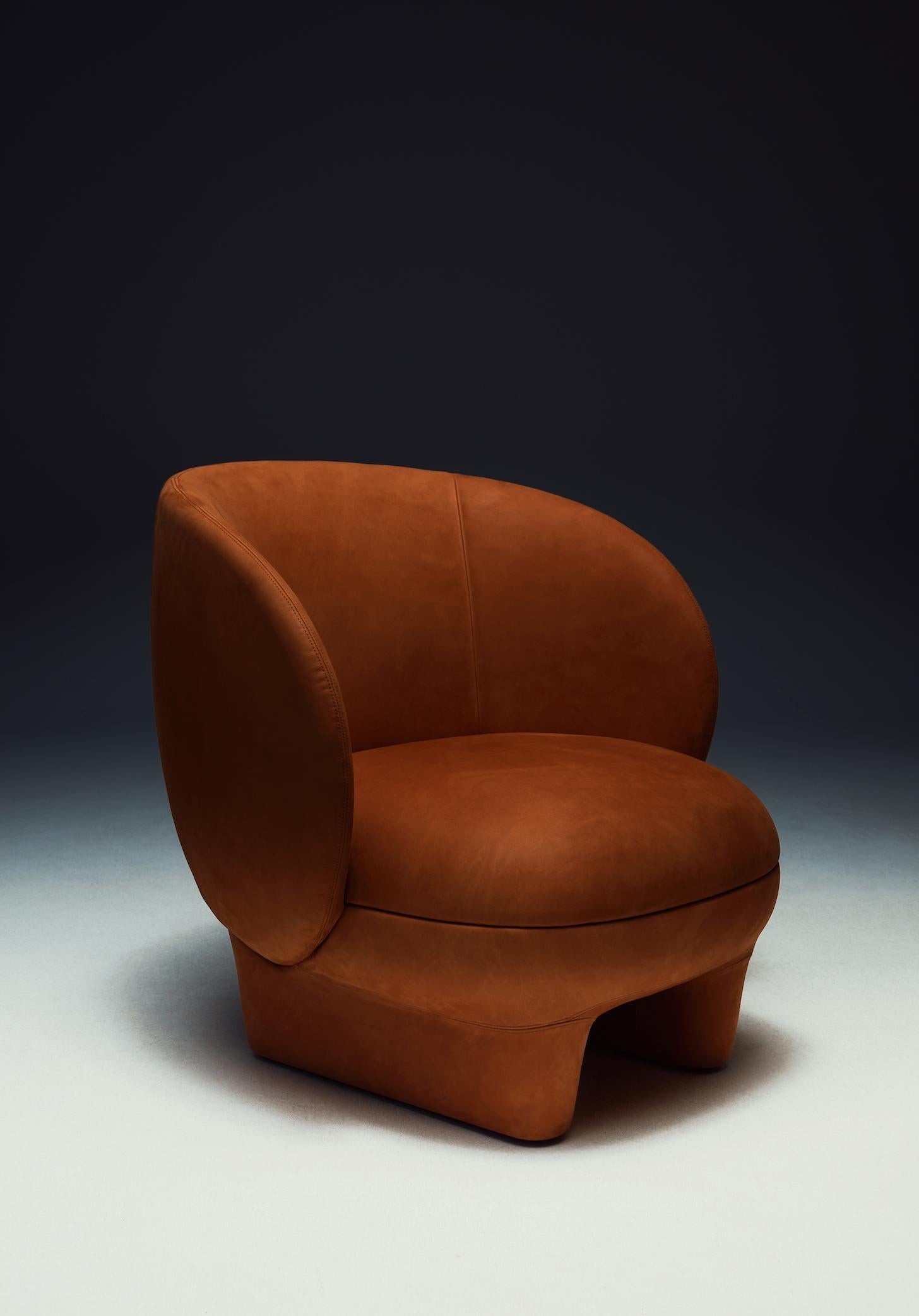 https://a.1stdibscdn.com/la-manufacture-paris-moro-sheepskin-armchair-designed-by-sebastian-herkner-for-sale-picture-3/f_44652/f_258167821634926101466/La_Manufacture_Moro_Sebastian_Herkner_studioblanco_HD_1__master.jpg