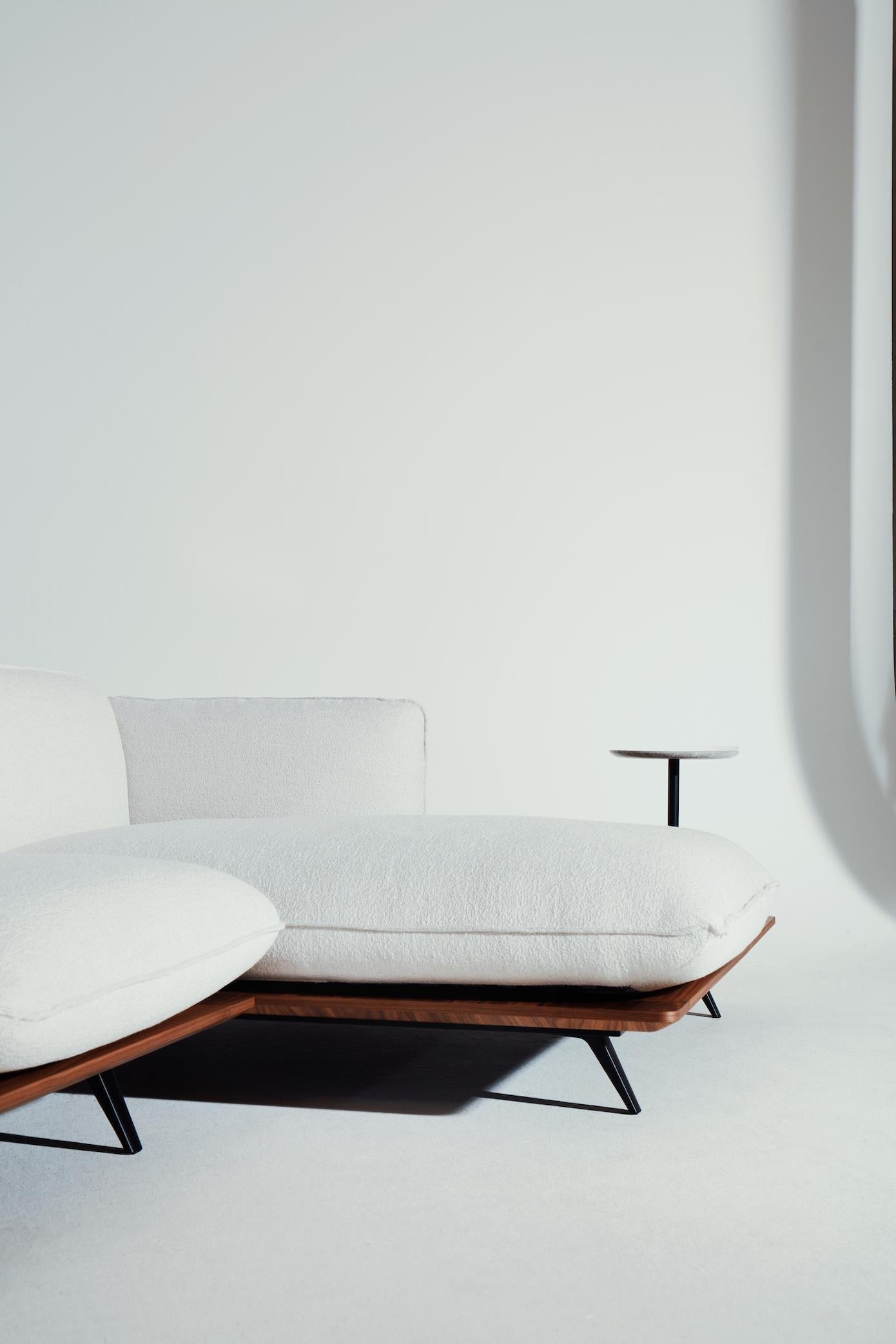 https://a.1stdibscdn.com/la-manufacture-paris-sahara-sofa-design-by-noe-duchaufour-lawrance-for-sale-picture-5/f_44652/f_260840621636658041761/La_Manufacture_Sahara_Noe_DuchaufourLawrence_studioblanco_HD_4__master.jpg