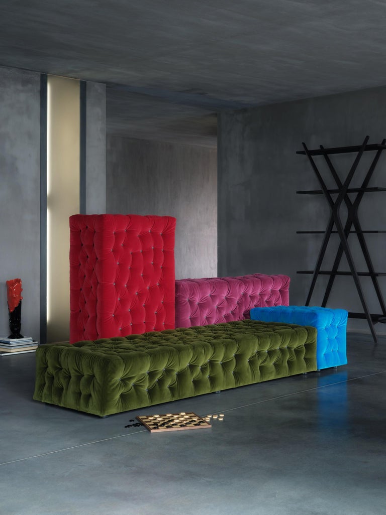 https://a.1stdibscdn.com/la-michetta-seat-144-velvet-seat-in-cyan-by-gaetano-pesce-for-sale-picture-20/56838182/f_445312721744722108320/La_Michetta_Ambient_1_master.jpg?width=768