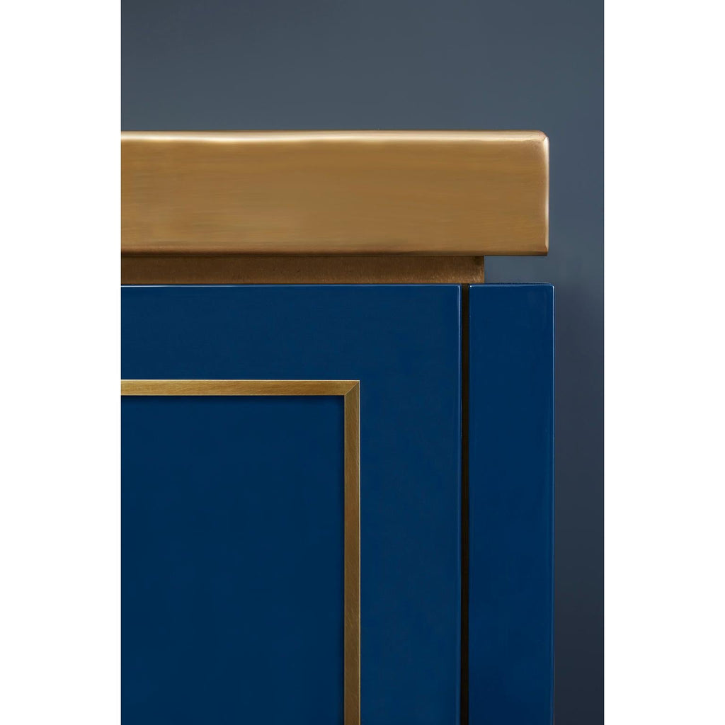 https://a.1stdibscdn.com/amuneals-lacquer-bar-cabinet-with-brass-countertop-for-sale-picture-5/f_28333/f_141940221553872065642/Lacquer_Bar_Detail_Brass_Top_Corner_amuneal_nycshowroom_2019_0370_proof_master.jpg