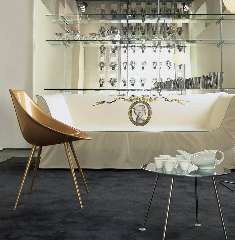 https://a.1stdibscdn.com/archivesE/upload/f_16392/f_75514231506944627361/Lag_Driade_Philippe_Starck_Chair_Lacquered_3_master.jpg