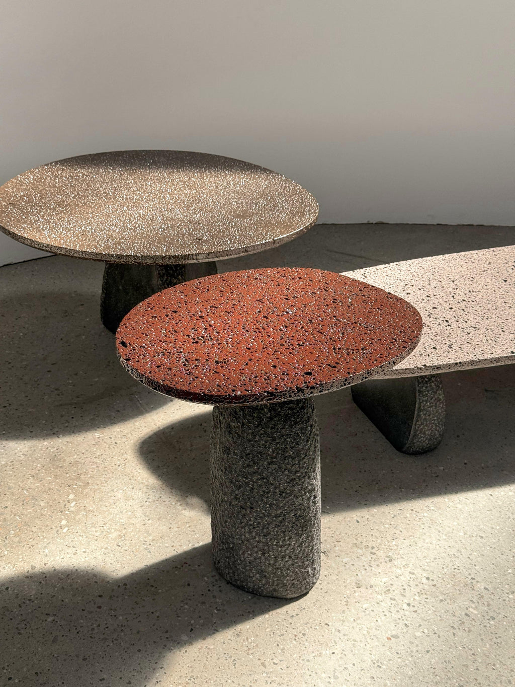 https://a.1stdibscdn.com/lahar-side-table-for-sale-picture-6/f_95332/f_462319721754992984668/LaharCollection_zoomAll_master.jpg