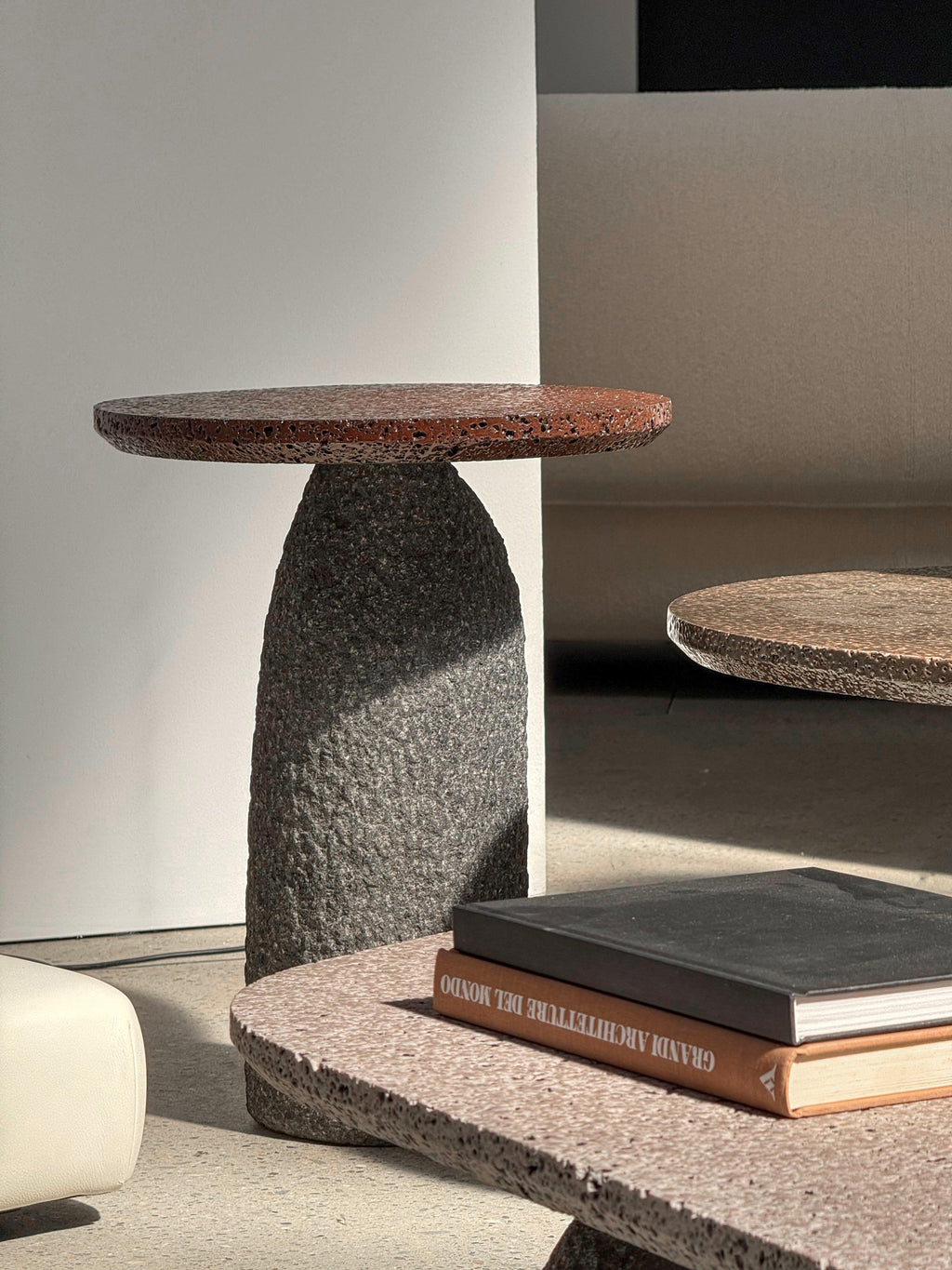 https://a.1stdibscdn.com/lahar-side-table-for-sale-picture-7/f_95332/f_462319721754992984568/LaharTableSide_zoom_master.jpg