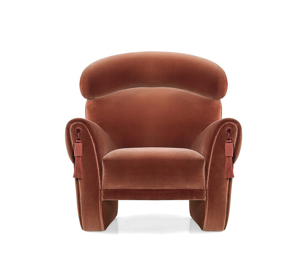 https://a.1stdibscdn.com/armchair-in-velvet-with-tassel-details-on-the-arms-for-sale-picture-3/f_27693/f_447508221745563751441/Lana_1200x1020_frente_01_master.jpg