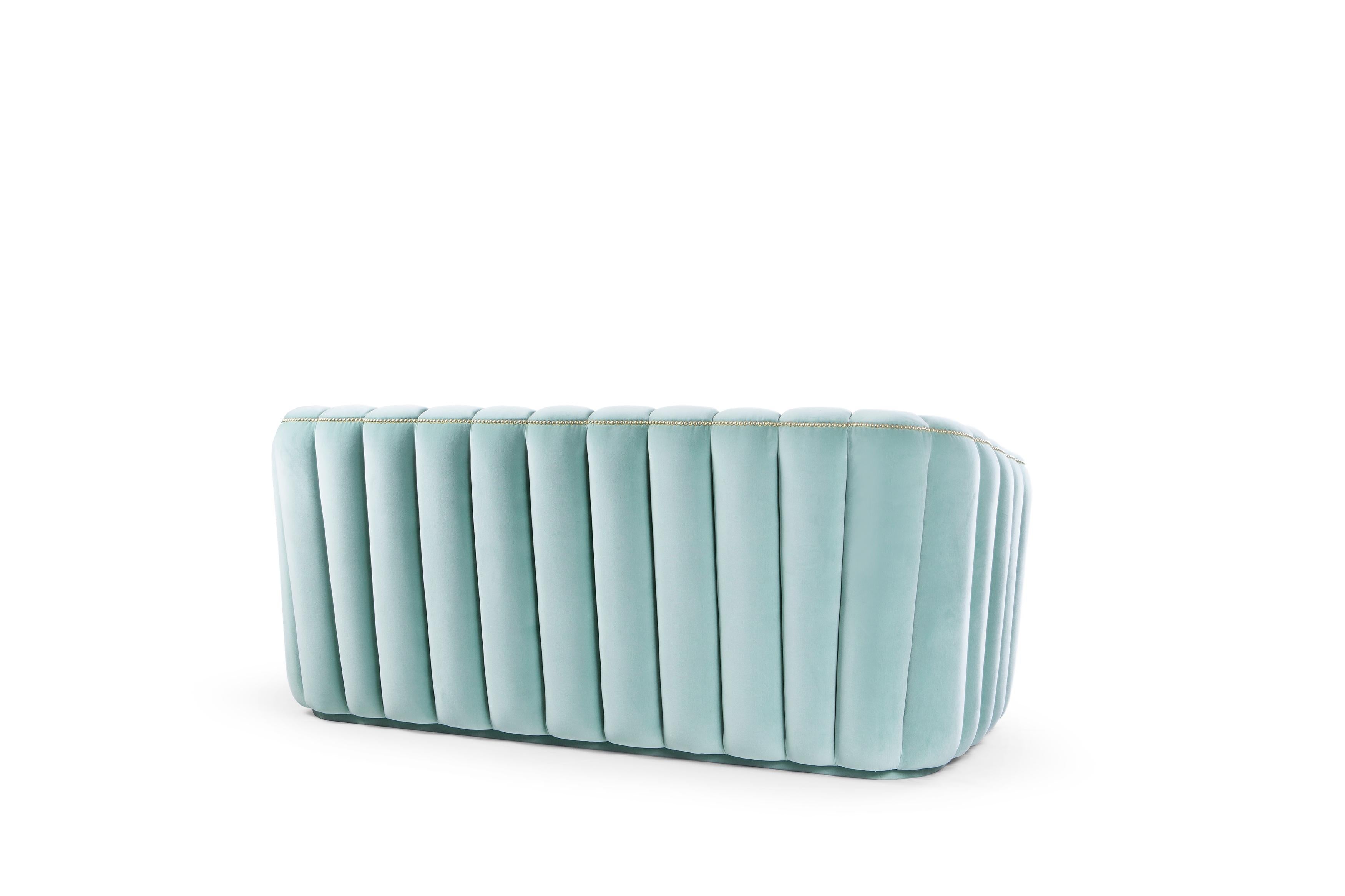 https://a.1stdibscdn.com/contemporary-sofa-in-creamy-green-velvet-and-gold-nials-for-sale-picture-3/f_27693/f_388420221710420124410/Larforma_Alva_03_master.jpg