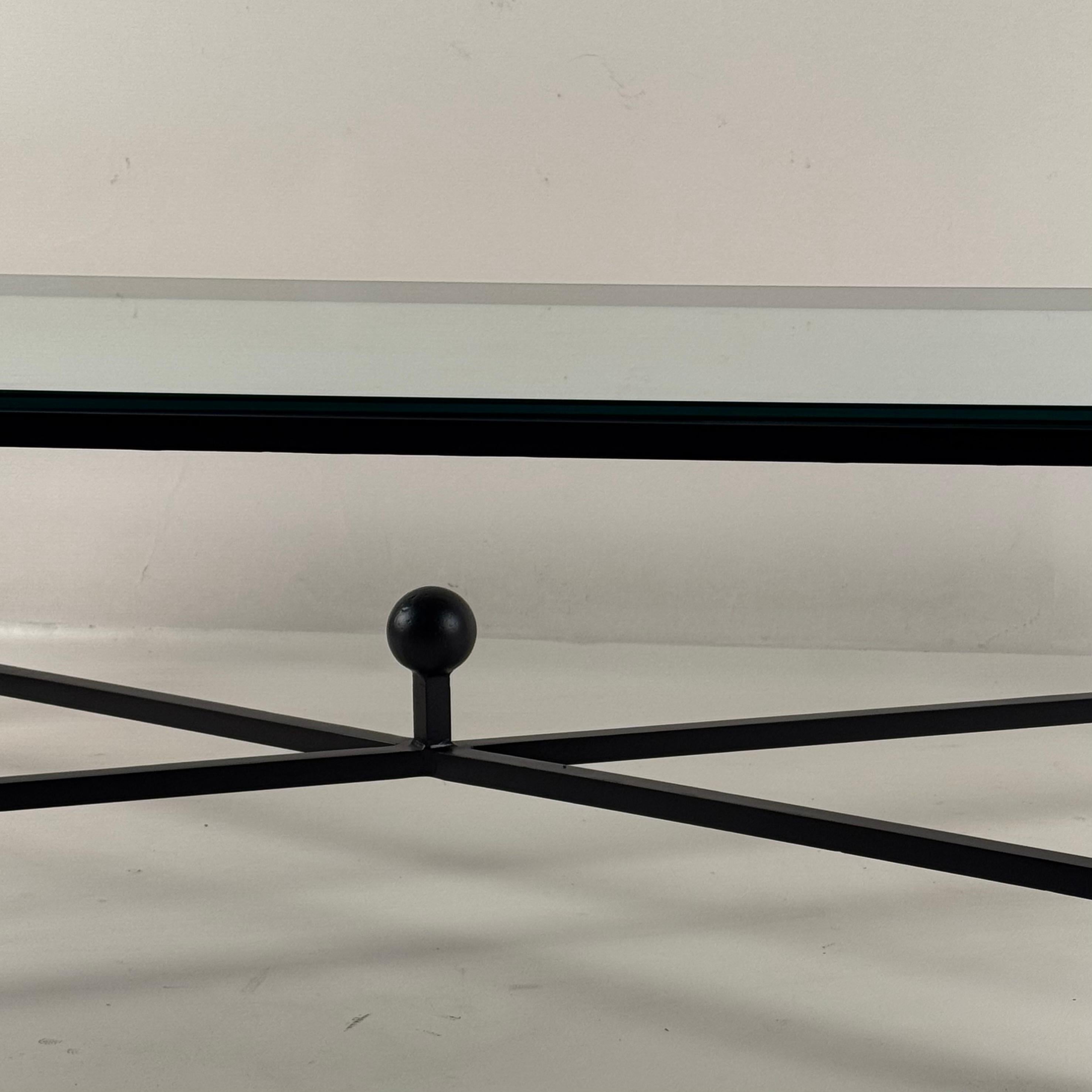 https://a.1stdibscdn.com/large-entretoise-blackened-iron-and-glass-coffee-table-by-design-freres-for-sale-picture-5/f_8184/f_421706021730770409830/Large_Entretoise_Glass_Coffee_Table_4_master.jpg