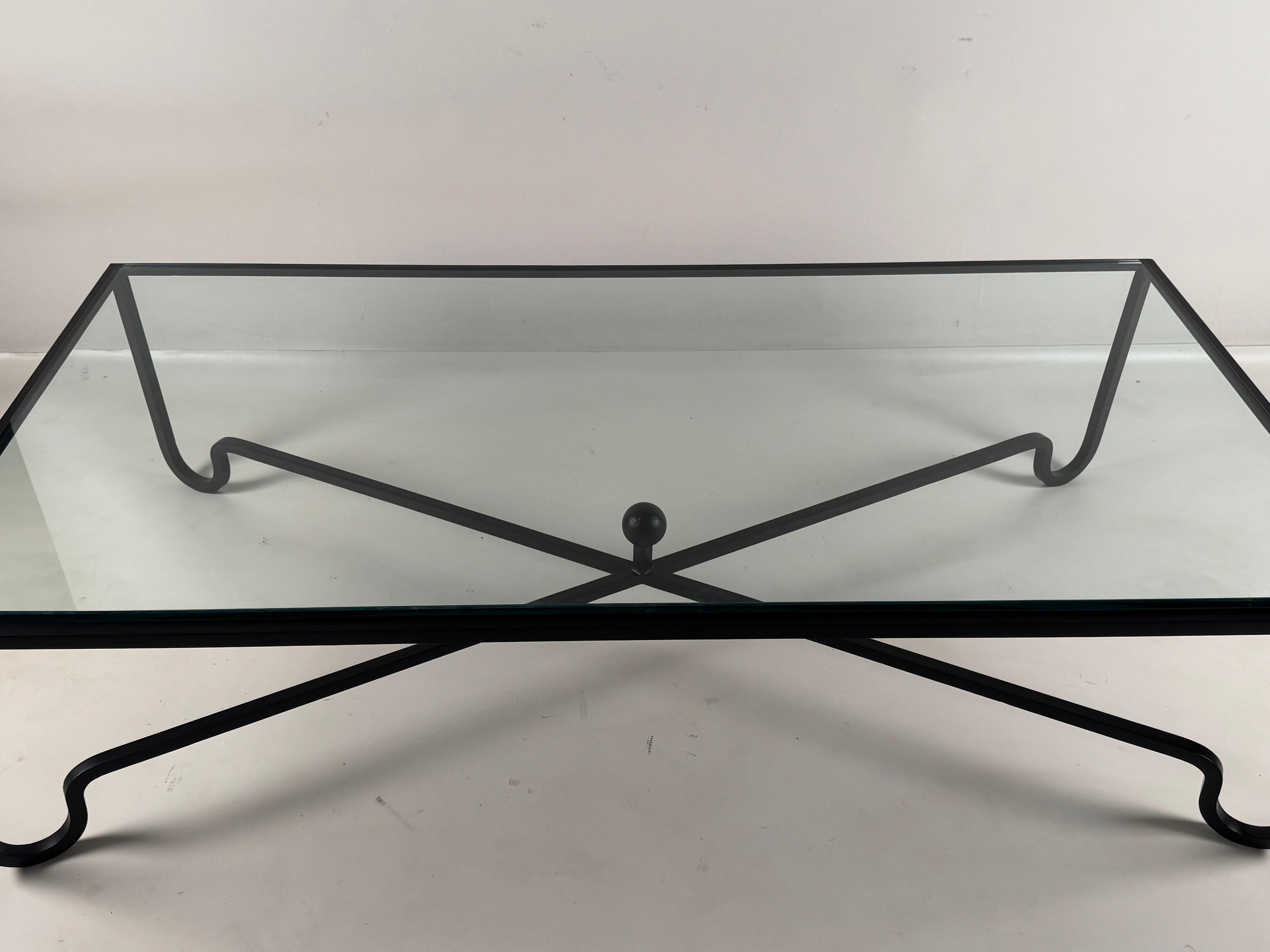 https://a.1stdibscdn.com/large-entretoise-blackened-iron-and-glass-coffee-table-by-design-freres-for-sale-picture-9/f_8184/f_421706021730770411748/Large_Entretoise_Glass_Coffee_Table_8_master.jpg