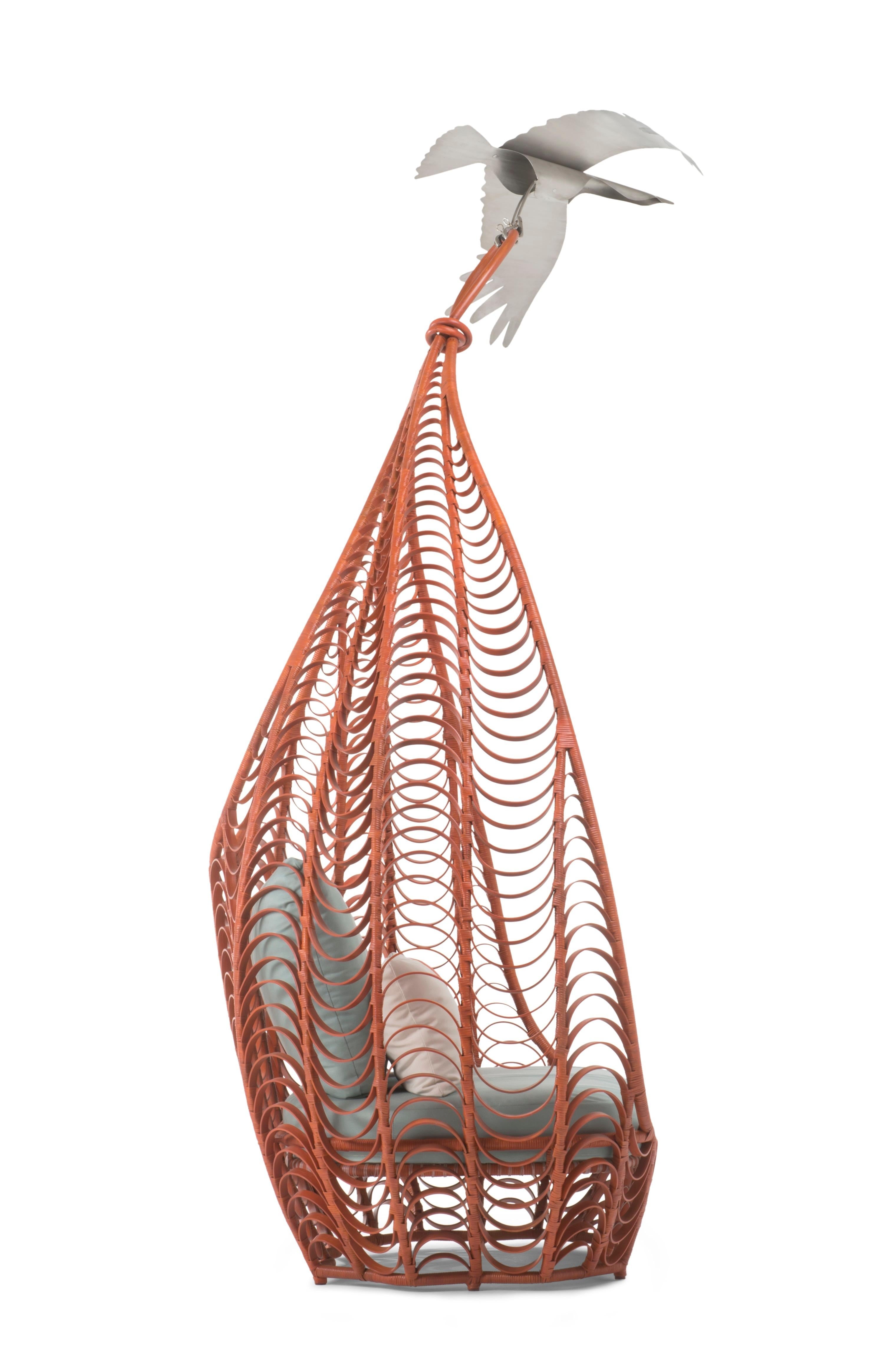 https://a.1stdibscdn.com/outdoor-lasso-lounge-chair-by-kenneth-cobonpue-for-sale-picture-3/f_12192/f_327910321676488024063/Lasso_Lounge_Chair_02_master.jpg