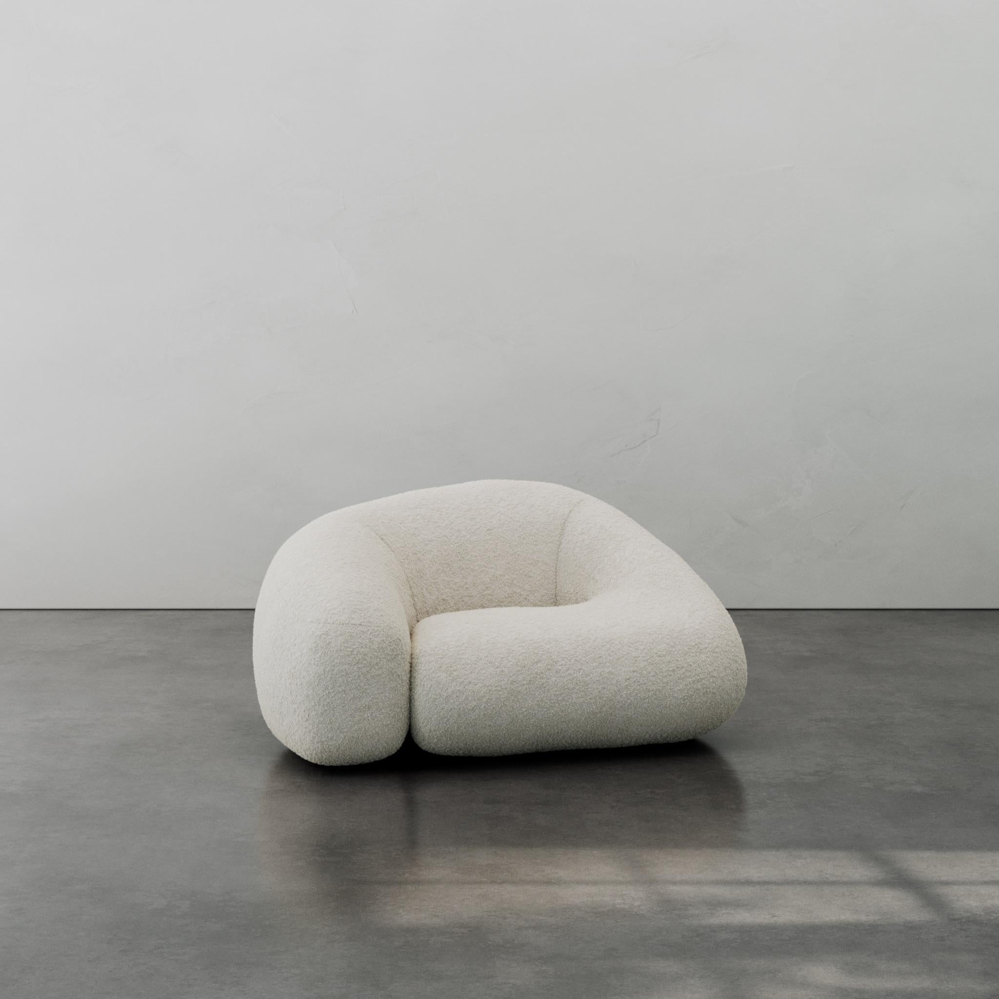 https://a.1stdibscdn.com/contemporary-colar-armchair-with-soft-shape-for-sale-picture-2/f_70152/f_432272521737375701070/Launching_armchair_01New_Take_1_0000_master.jpeg