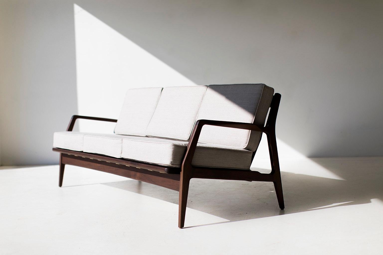 https://a.1stdibscdn.com/lawrence-peabody-danish-sofa-for-craft-associates-furniture-for-sale-picture-10/f_9720/1573566070160/Lawrence_Peabody_Danish_Sofa_Craft_Associates_Furniture_10_master.jpg