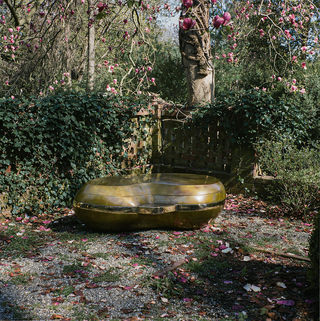 https://a.1stdibscdn.com/layered-coffee-table-in-patinated-and-polished-bronze-for-sale-picture-8/f_28753/f_221708221611010184115/Layered_Coffee_Table_8_master.jpg