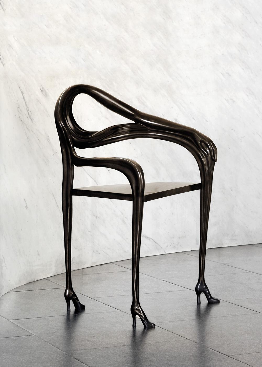 https://a.1stdibscdn.com/salvador-dali-leda-armchair-sculpture-black-edition-without-varnish-for-sale-picture-3/f_30483/f_316915121670837020735/Leda_chair_master.jpg