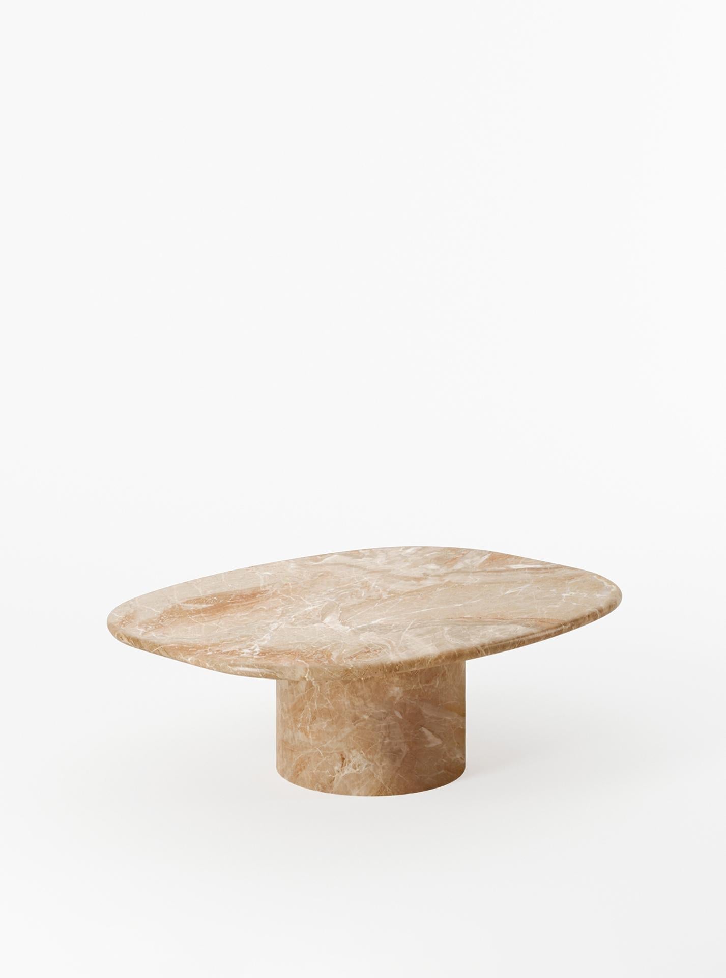 https://a.1stdibscdn.com/circa-coffee-table-in-breccia-oniciata-marble-for-sale-picture-2/f_59512/f_338970821767957787007/Lemon_Product_Photography_Circa_Coffee_Table_Breccia_Oniciata_Marble_1_master.jpg