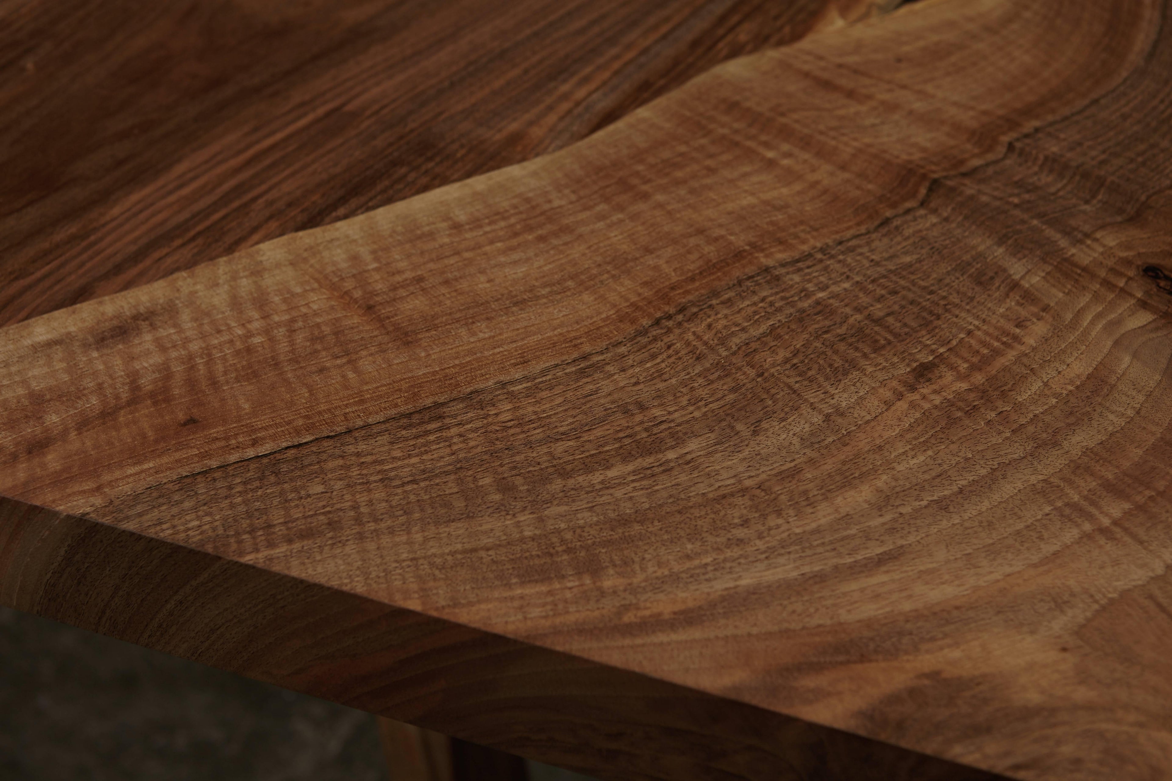 https://a.1stdibscdn.com/trapeze-leg-english-walnut-dining-table-by-jonathan-field-for-sale-picture-4/f_28993/f_468852321759340317240/LisaWalnutTable_J_Field_2017_1_4__master.jpg