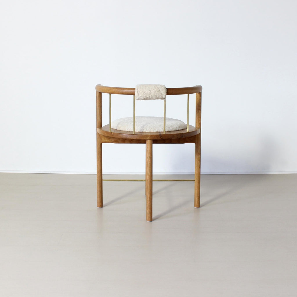 https://a.1stdibscdn.com/limited-edition-modern-lloyd-accent-chair-in-white-oak-brass-shearling-for-sale-picture-3/f_25303/f_138575211551459555558/LloydSheerOakBrass2_master.jpg