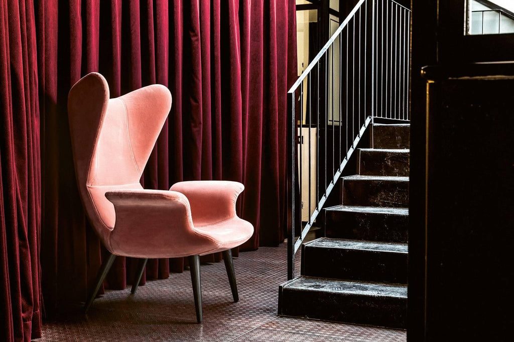 https://a.1stdibscdn.com/archivesE/upload/f_16392/f_97320831517504914772/Longwave_High_back_Armchair_Moroso_Diesel_15_master.jpg