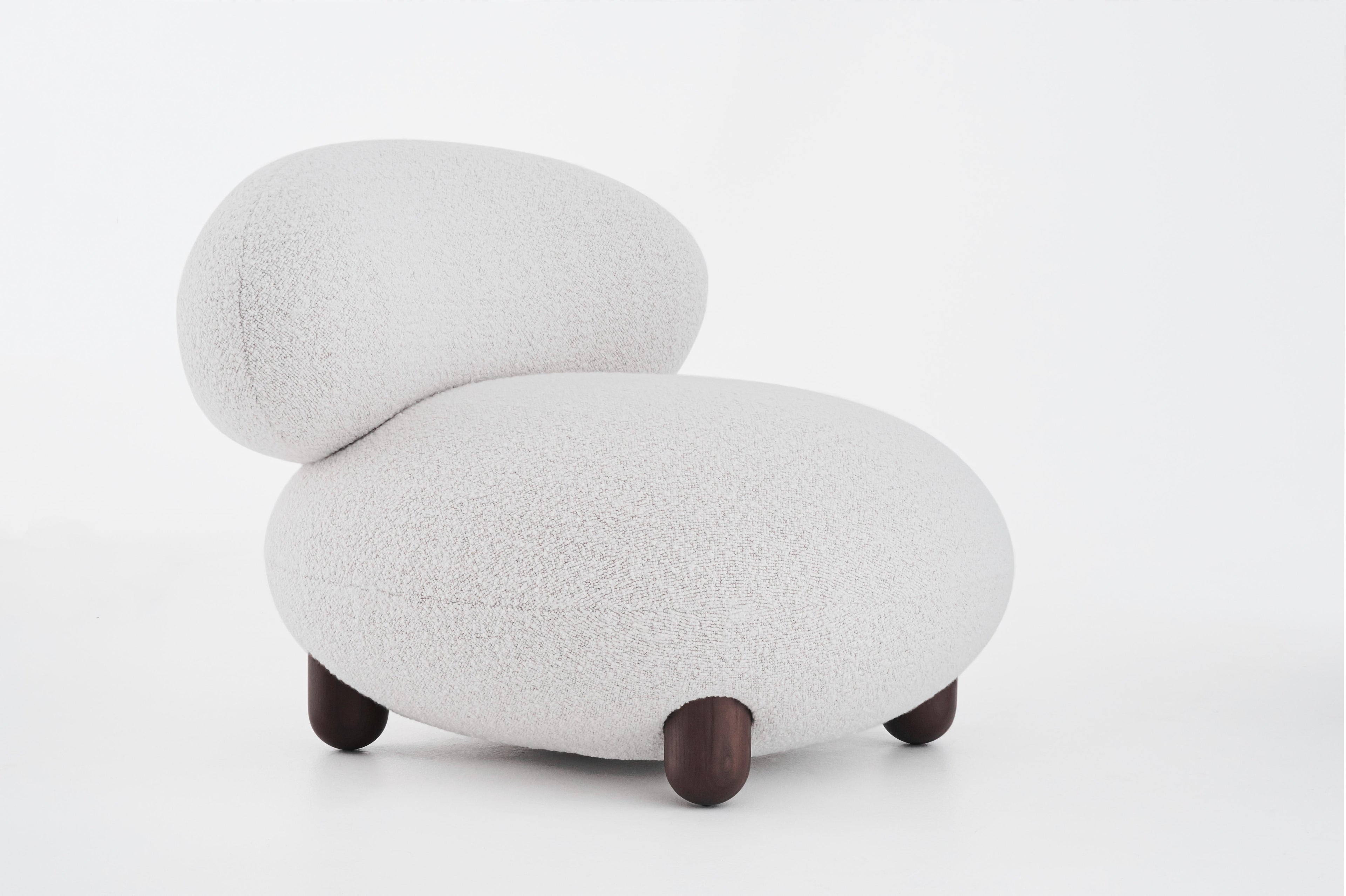 https://a.1stdibscdn.com/baloo-boucle-flock-lounge-chair-by-noom-for-sale-picture-2/f_12192/f_434500921738591406266/Lounge_Chair_Flock_by_NOOM_2__master.jpg